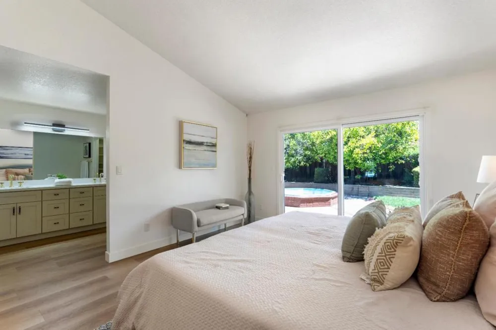 3220 Foxboro Place San Jose, CA 95135