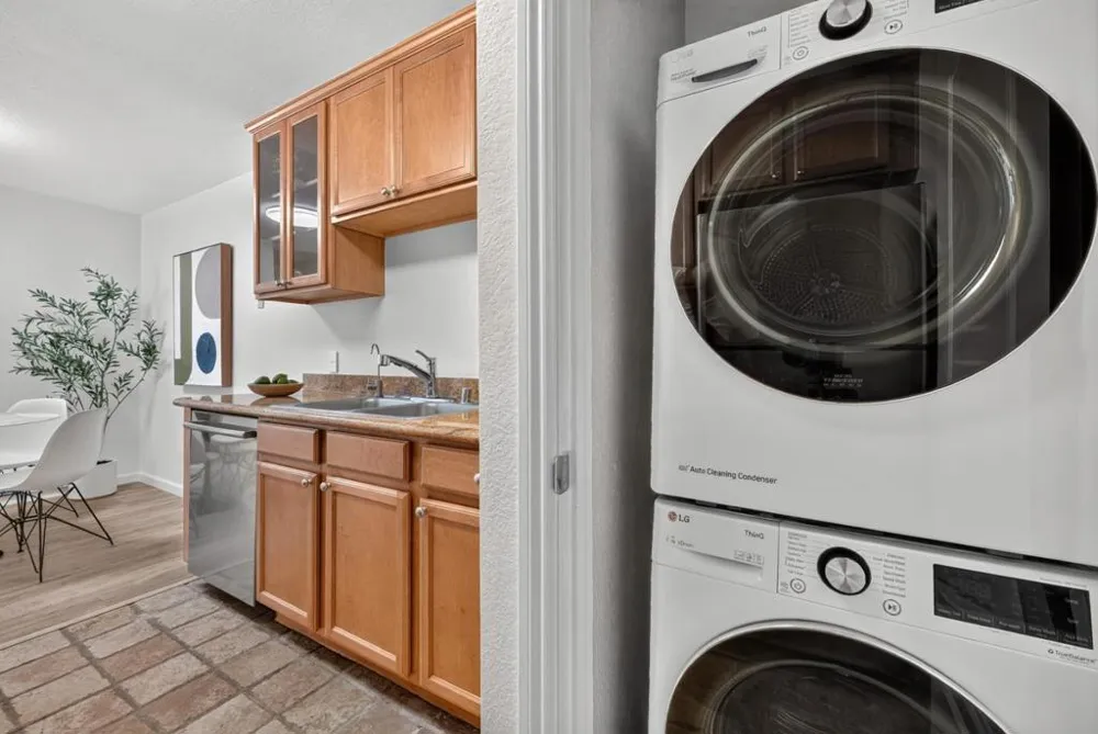 2250 Monroe Street #109 Santa Clara, CA 95050