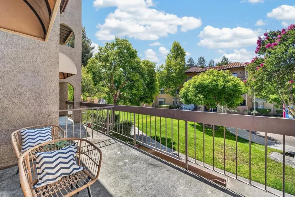 2250 Monroe Street #109 Santa Clara, CA 95050