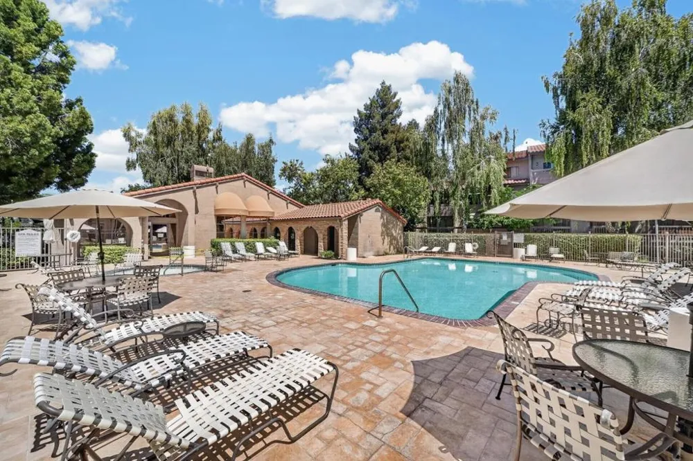 2250 Monroe Street #109 Santa Clara, CA 95050