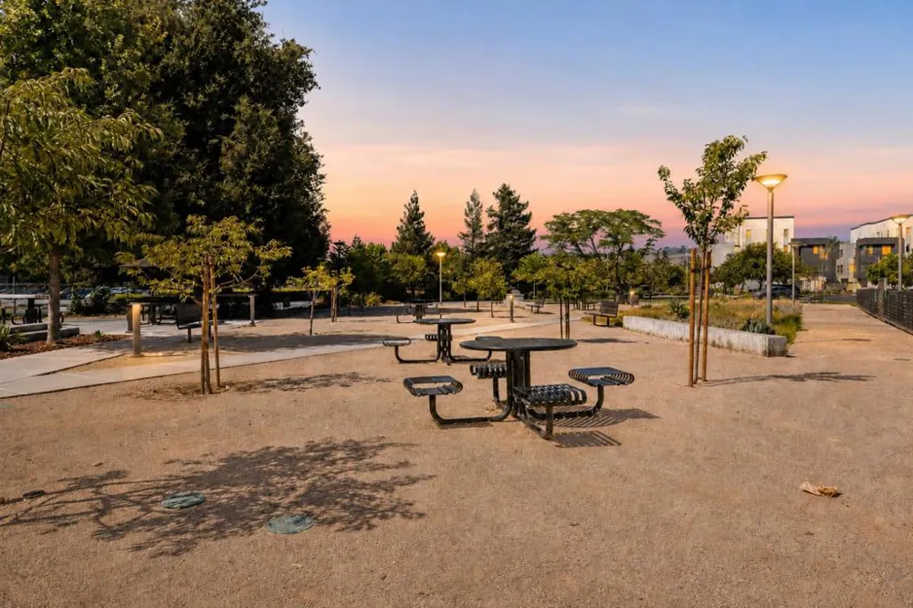 5761 Vibrant Loop San Jose, CA 95119