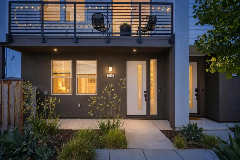 5761 Vibrant Loop San Jose, CA 95119
