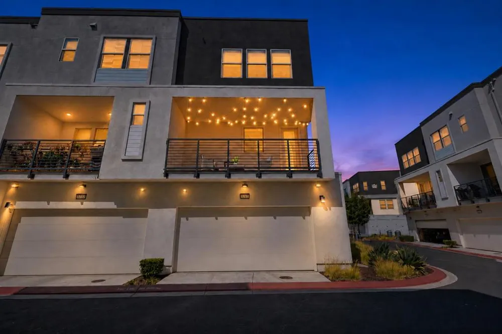 5761 Vibrant Loop San Jose, CA 95119