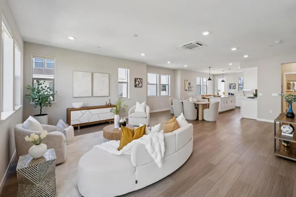5761 Vibrant Loop San Jose, CA 95119