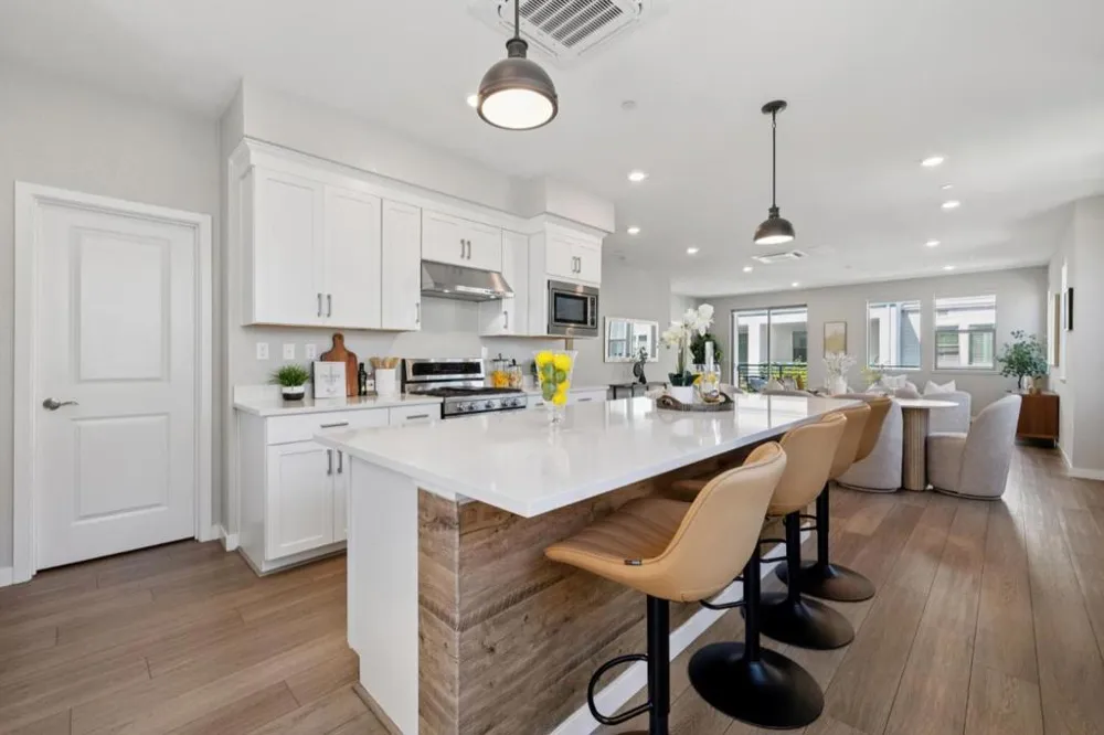 5761 Vibrant Loop San Jose, CA 95119