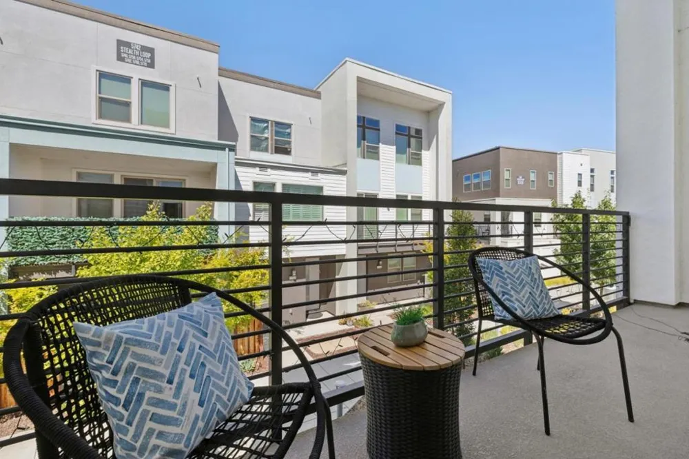 5761 Vibrant Loop San Jose, CA 95119