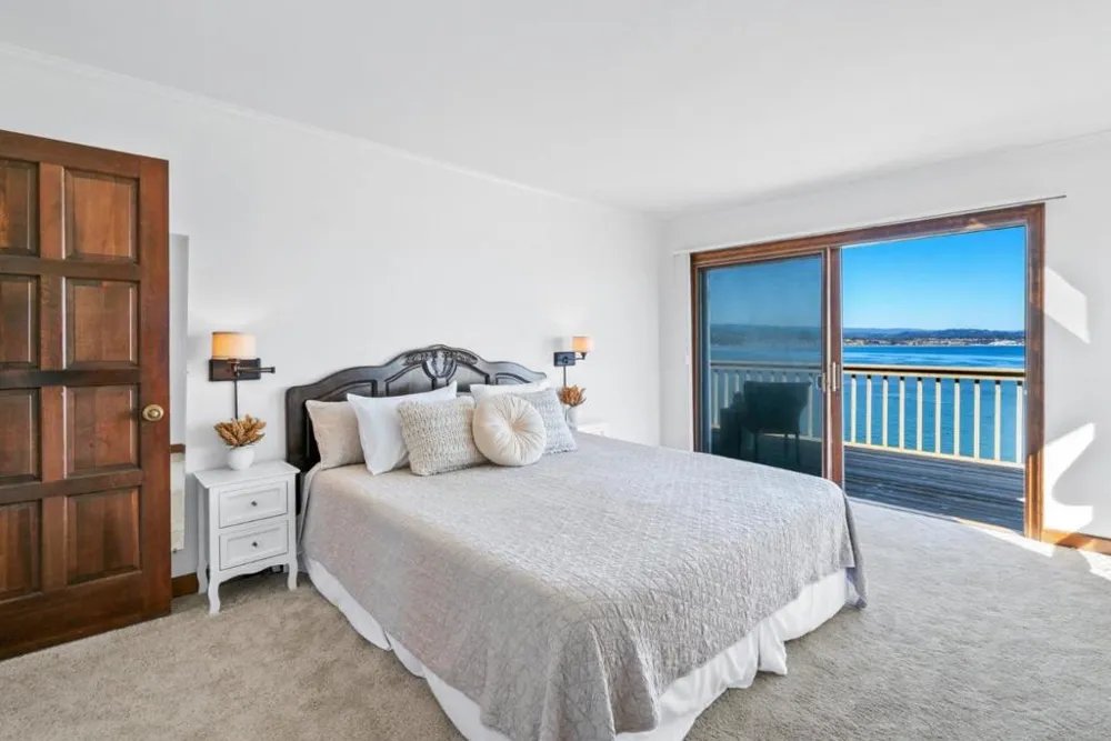 4250 Opal Cliff Drive Santa Cruz, CA 95062