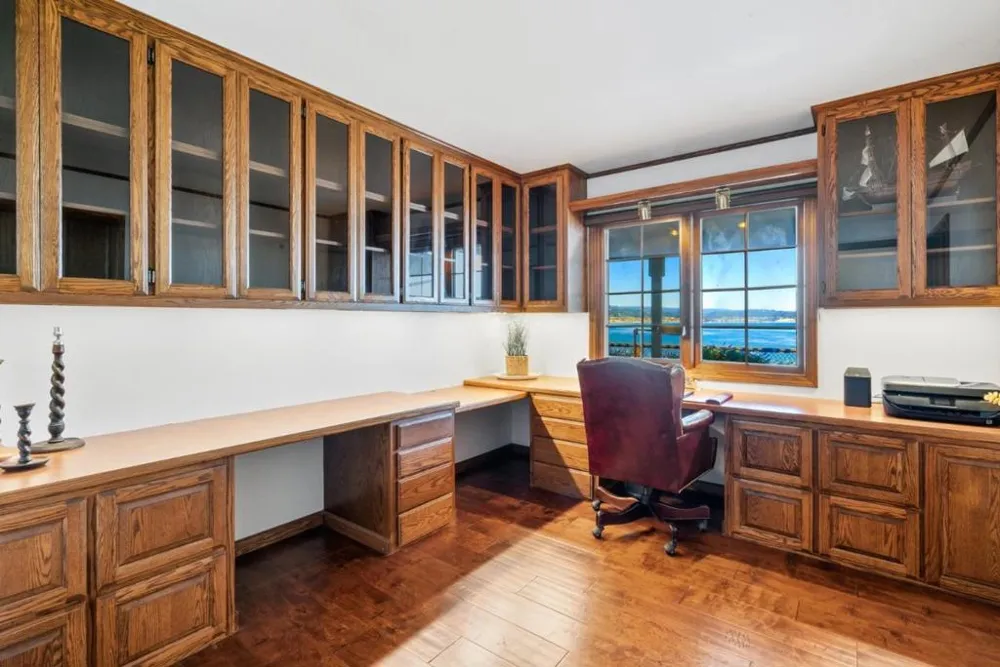 4250 Opal Cliff Drive Santa Cruz, CA 95062