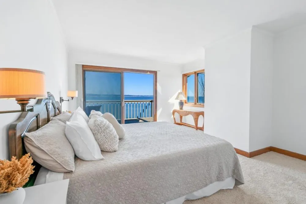 4250 Opal Cliff Drive Santa Cruz, CA 95062