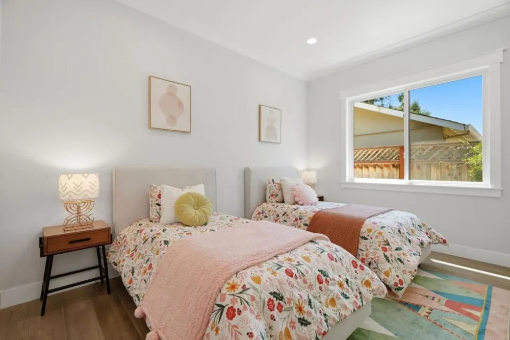 18823 Casa Blanca Lane Saratoga, CA 95070