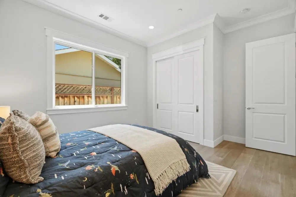 18823 Casa Blanca Lane Saratoga, CA 95070