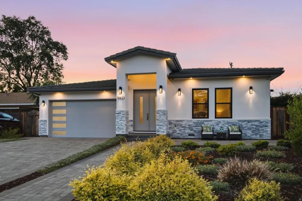 18823 Casa Blanca Lane Saratoga, CA 95070