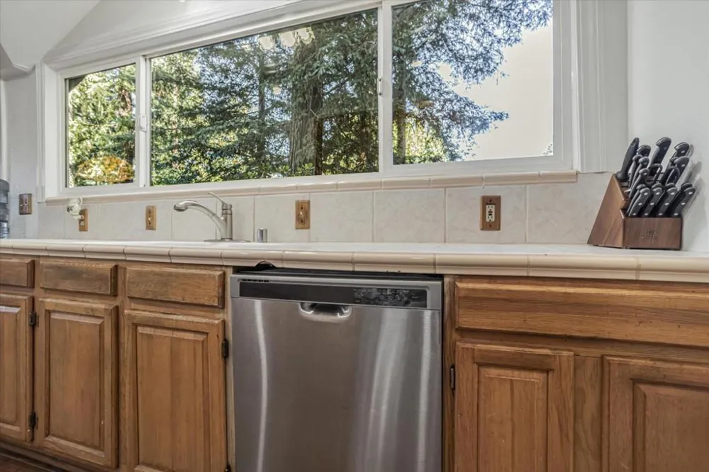 1045 Forest Way Brookdale, CA 95007