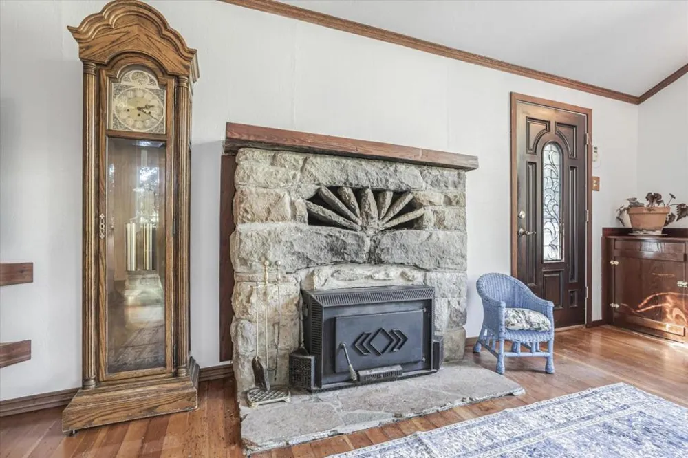 1045 Forest Way Brookdale, CA 95007