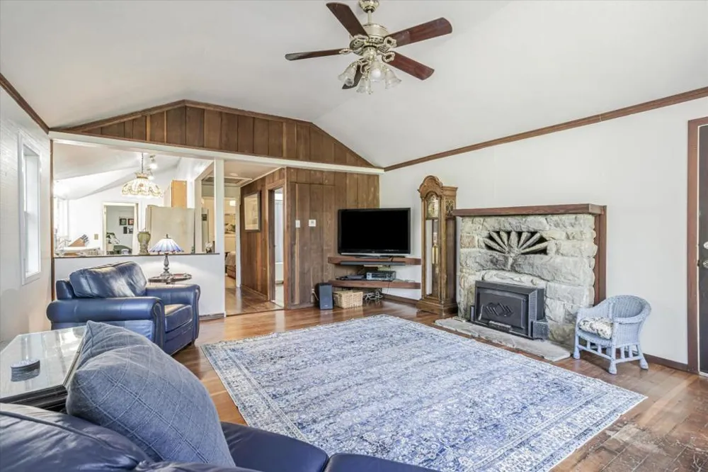 1045 Forest Way Brookdale, CA 95007