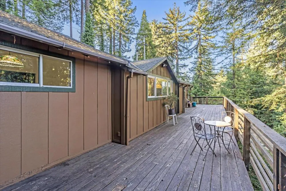 1045 Forest Way Brookdale, CA 95007
