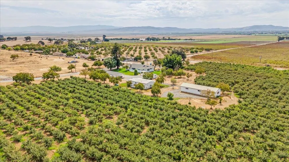 4125 Prunedale Avenue Gilroy, CA 95020