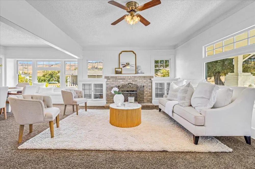 4125 Prunedale Avenue Gilroy, CA 95020