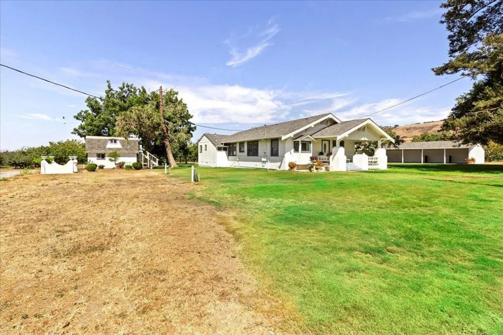 4125 Prunedale Avenue Gilroy, CA 95020