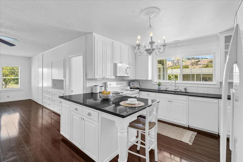 4125 Prunedale Avenue Gilroy, CA 95020