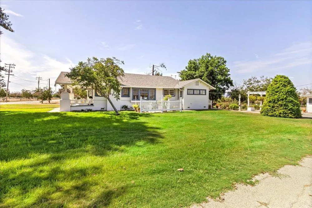 4125 Prunedale Avenue Gilroy, CA 95020