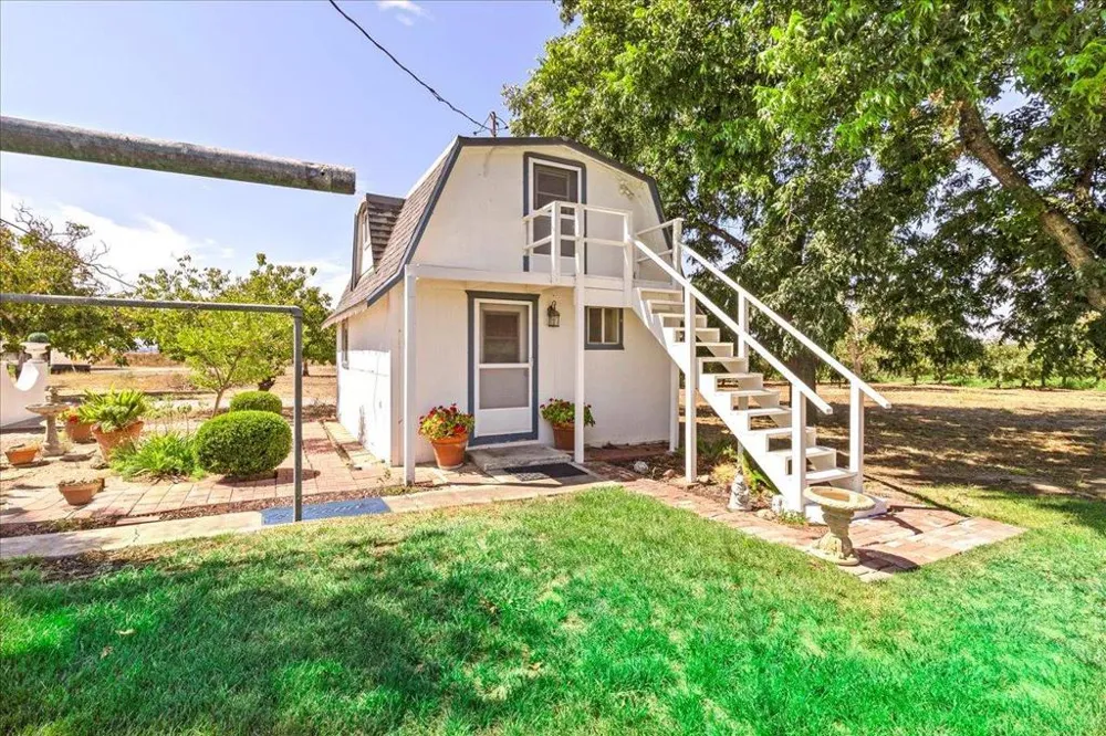 4125 Prunedale Avenue Gilroy, CA 95020