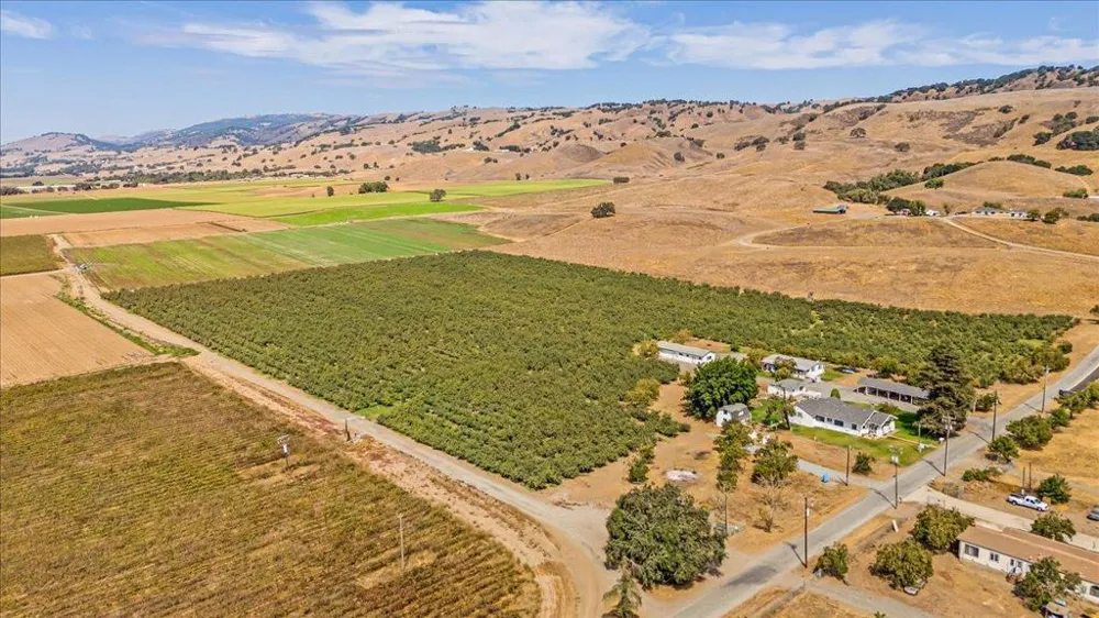 4125 Prunedale Avenue Gilroy, CA 95020