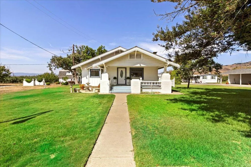 4125 Prunedale Avenue Gilroy, CA 95020
