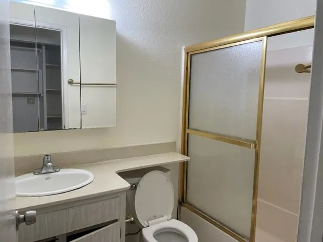 3302 Cannongate Court San Jose, CA 95121