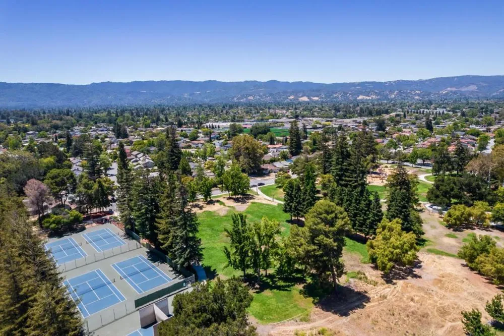 1667 Glenrock Court San Jose, CA 95124