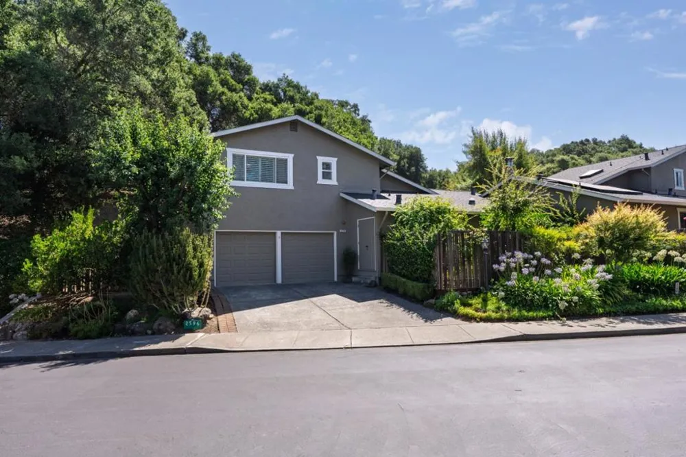 2596 Hidden Valley Lane Napa, CA 94558