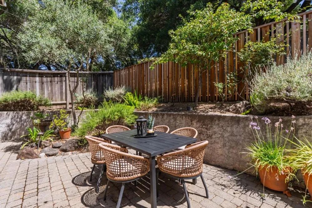 2596 Hidden Valley Lane Napa, CA 94558