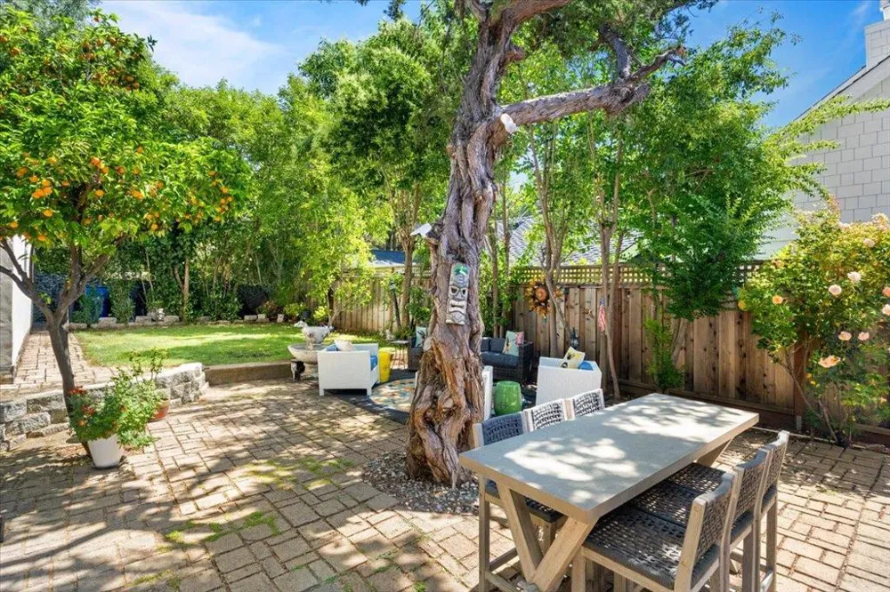 226 San Mateo Avenue Los Gatos, CA 95030