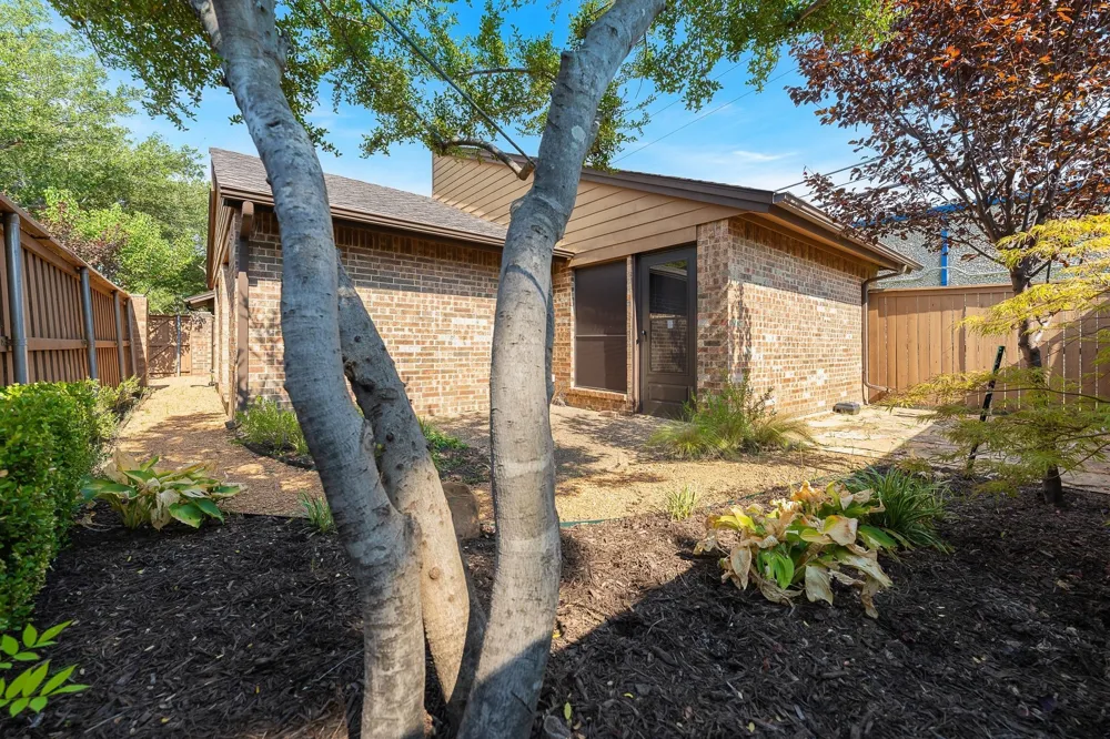 3315 Water Oak Court Farmers Branch, TX 75234