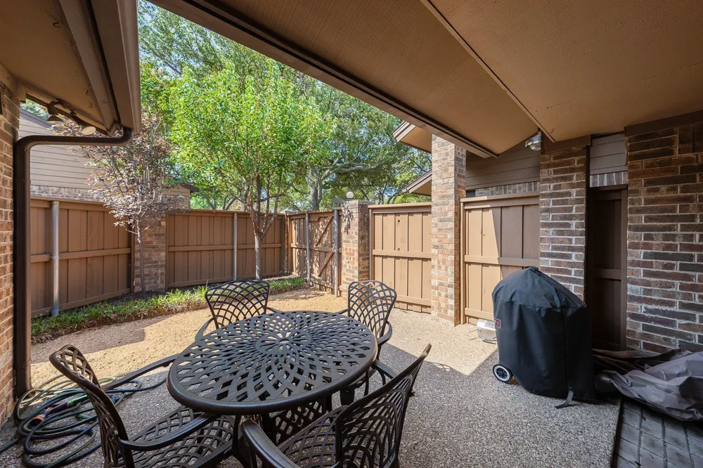 3315 Water Oak Court Farmers Branch, TX 75234