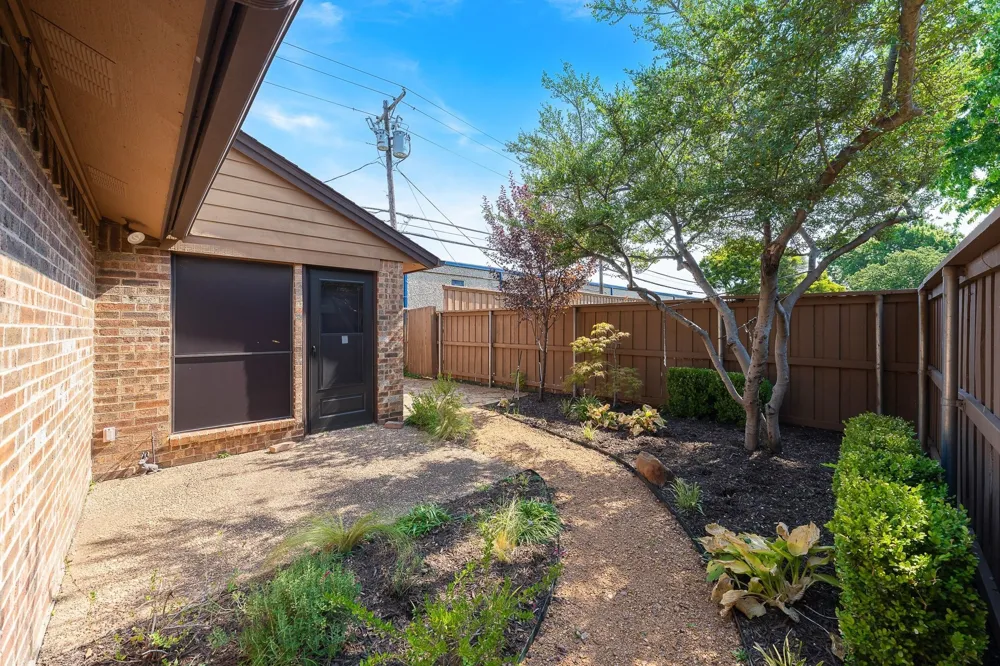 3315 Water Oak Court Farmers Branch, TX 75234