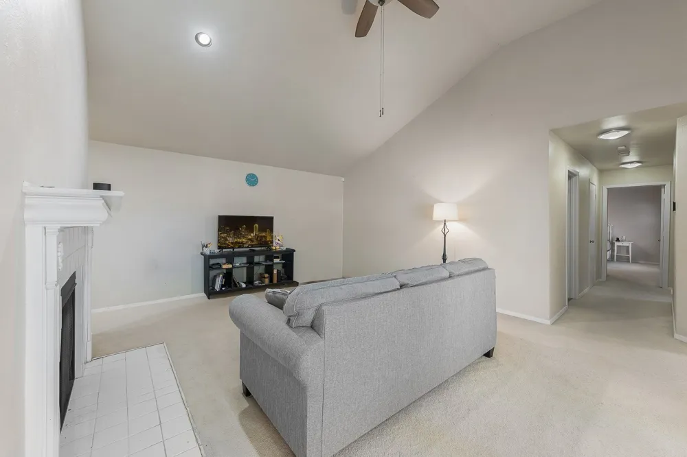 3315 Water Oak Court Farmers Branch, TX 75234