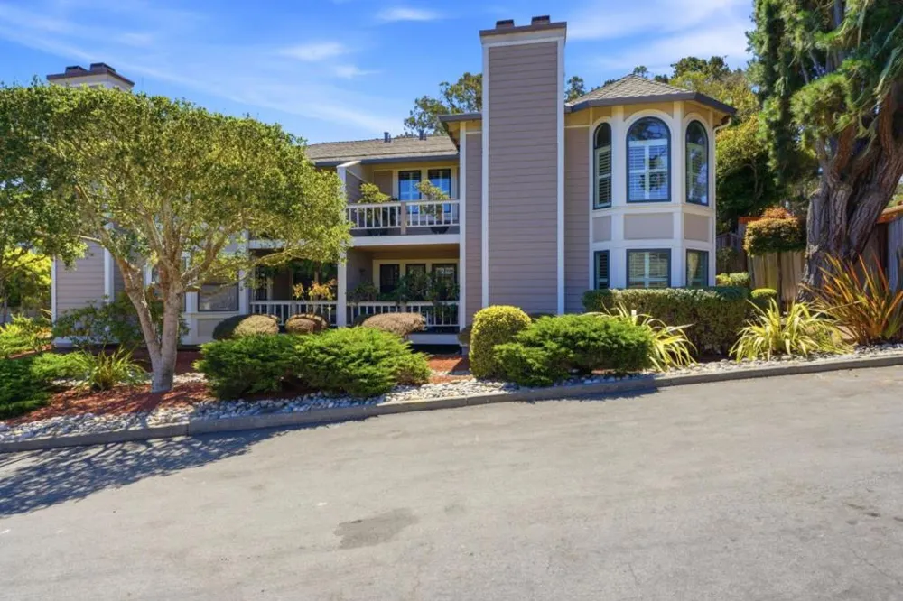 3021 Ransford Avenue Pacific Grove, CA 93950