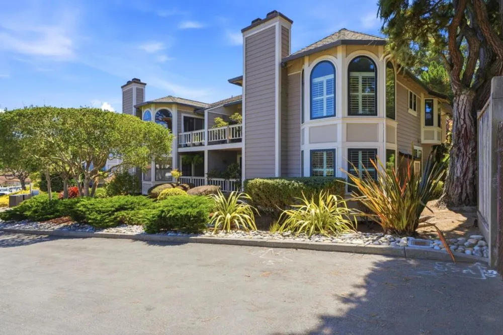 3021 Ransford Avenue Pacific Grove, CA 93950