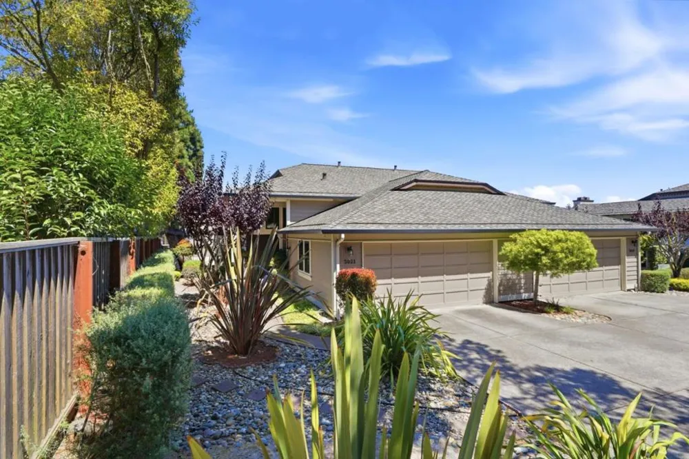 3021 Ransford Avenue Pacific Grove, CA 93950