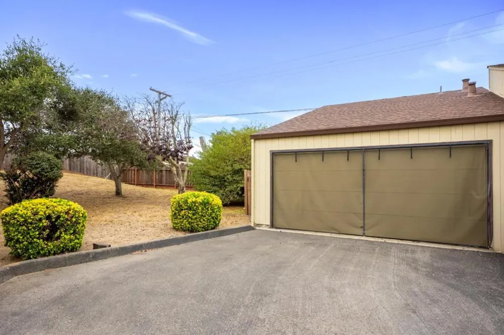 3080 Crumpton Lane #21 Marina, CA 93933