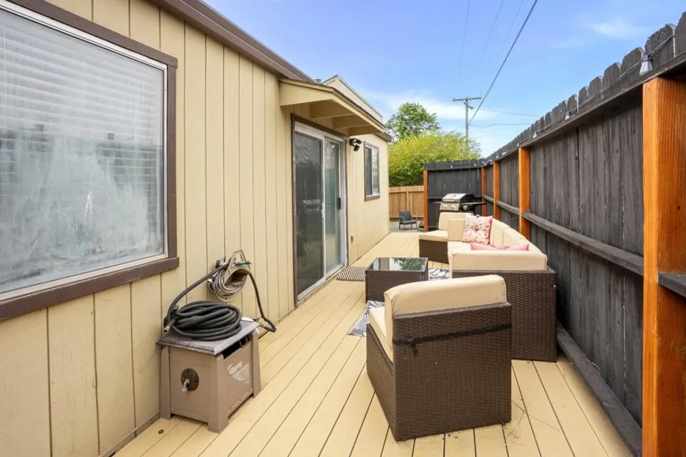3080 Crumpton Lane #21 Marina, CA 93933