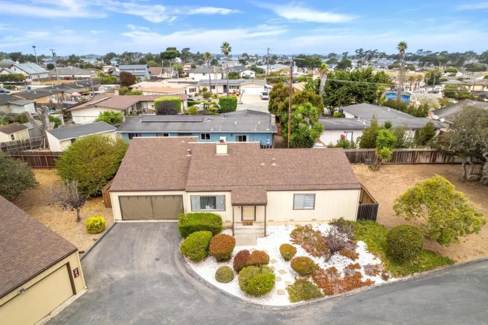 3080 Crumpton Lane #21 Marina, CA 93933