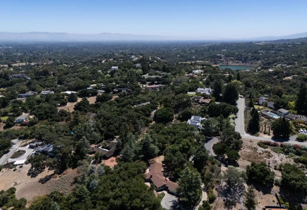 11450 Summit Wood Road Los Altos Hills, CA 94022