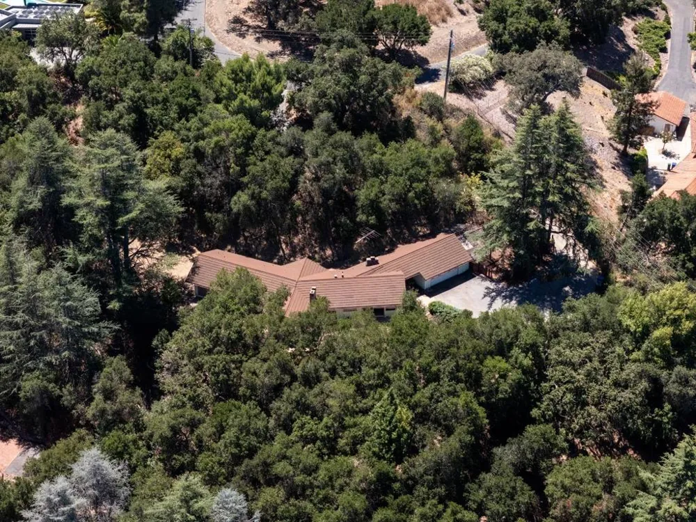 11450 Summit Wood Road Los Altos Hills, CA 94022