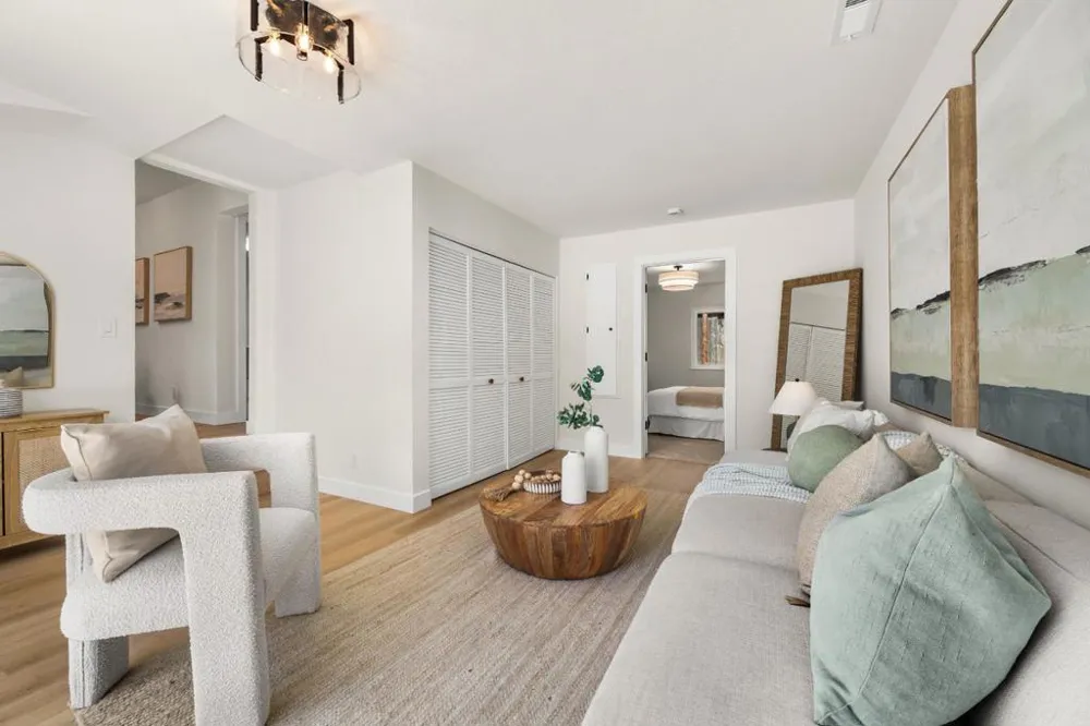 4805 Emerald Street Capitola, CA 95010