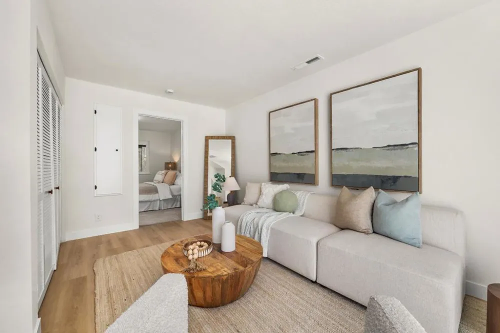 4805 Emerald Street Capitola, CA 95010