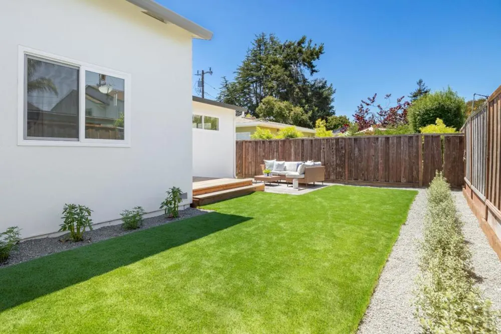 4805 Emerald Street Capitola, CA 95010