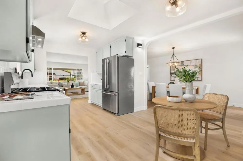 4805 Emerald Street Capitola, CA 95010