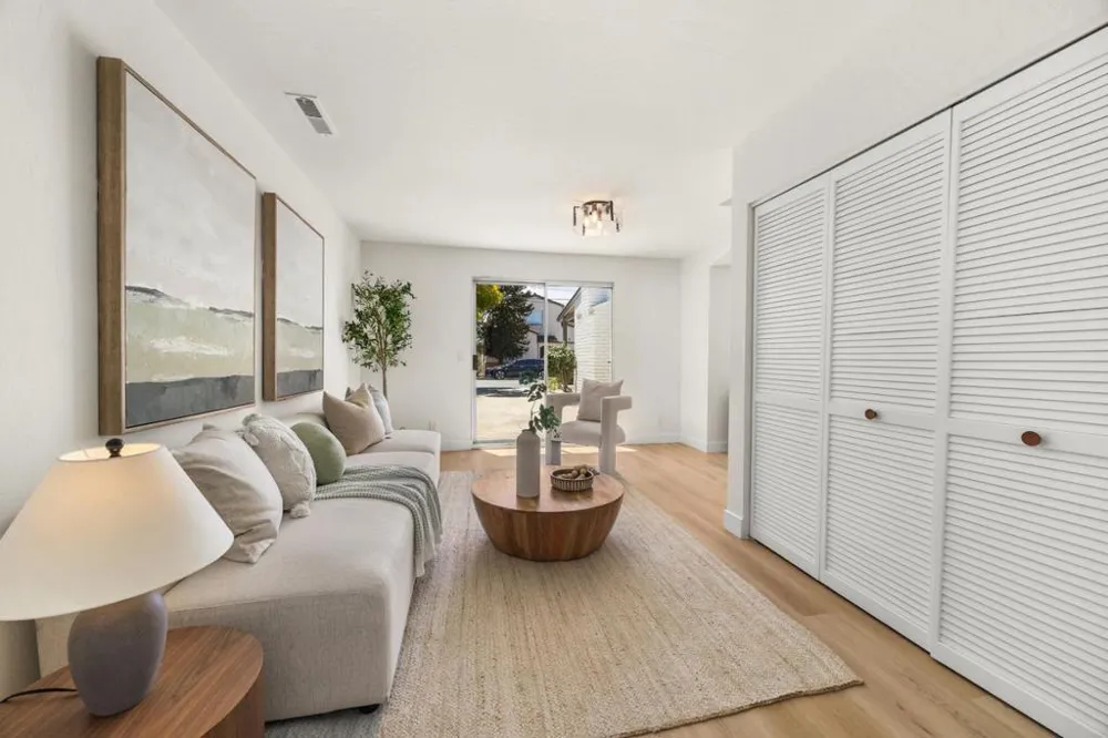 4805 Emerald Street Capitola, CA 95010